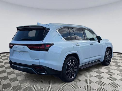 Eminent White Pearl 2026 Lexus LX 600 Luxury