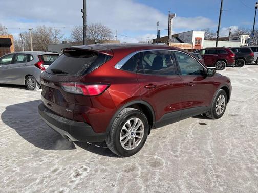 2021 Ford Escape SE