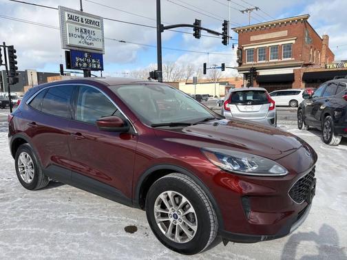 2021 Ford Escape SE
