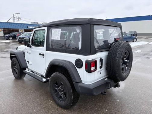 2021 Jeep Wrangler Sport
