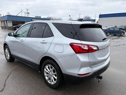 2021 Chevrolet Equinox LS