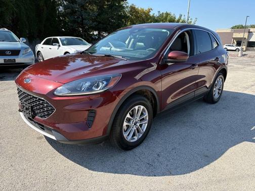 2021 Ford Escape SE