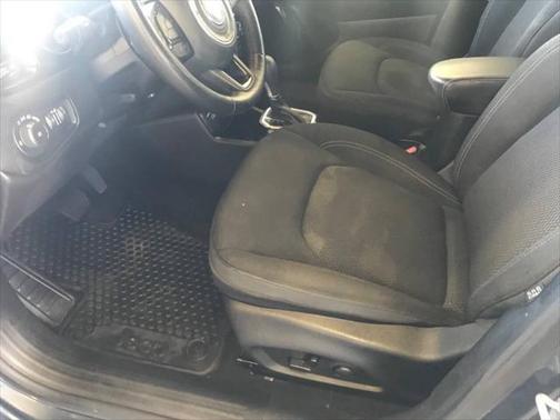 2022 Jeep Renegade Altitude
