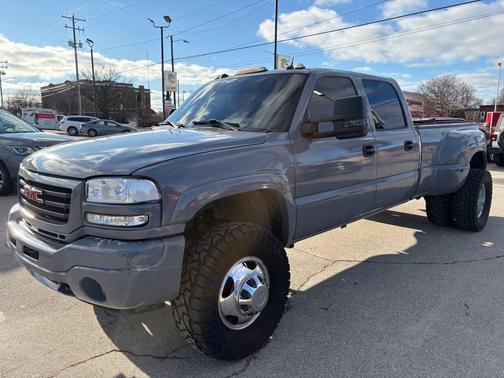2005 GMC Sierra 3500 SLT Crew Cab