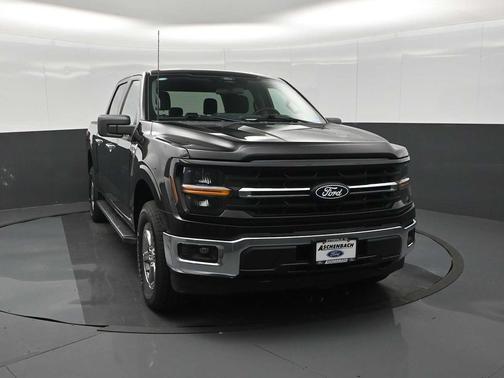 Agate Black Metallic 2025 Ford F-150 XLT