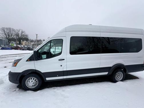2026 Ford Transit-350 XL
