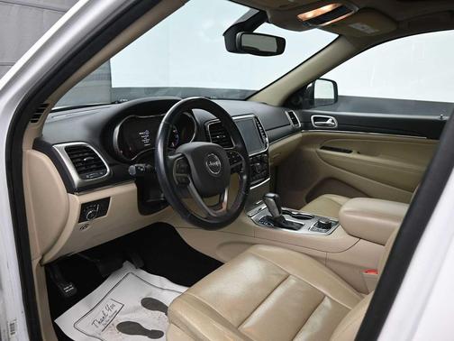 Bright White Clearcoat 2021 Jeep Grand Cherokee Limited