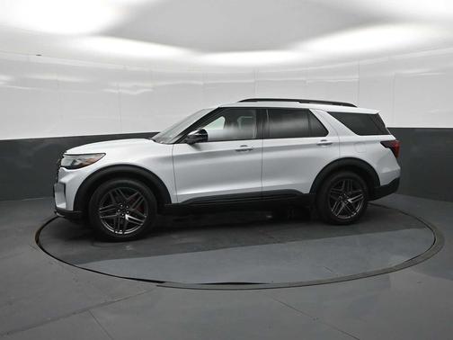 Space White Metallic 2026 Ford Explorer ST