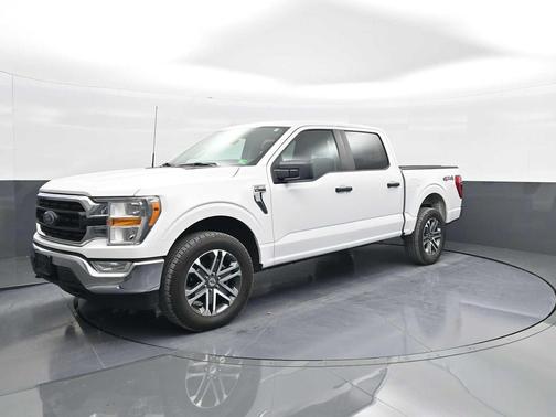 Oxford White 2022 Ford F-150 XLT