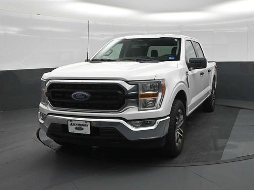 Oxford White 2022 Ford F-150 XLT