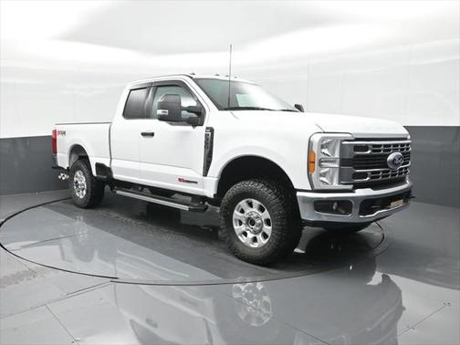 2023 Ford F-350 XLT