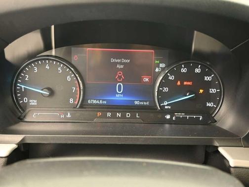 Oxford White 2023 Ford Explorer XLT