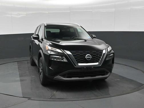 Super Black 2023 Nissan Rogue SV