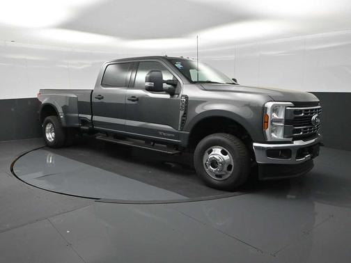 Carbonized Gray Metallic 2026 Ford F-350 XLT