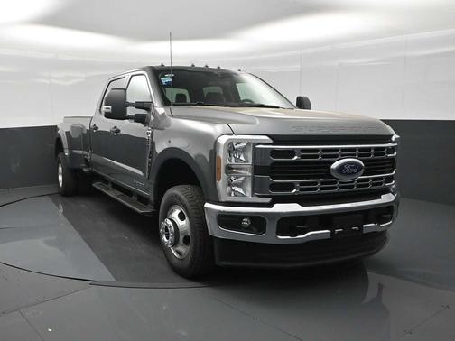 Carbonized Gray Metallic 2026 Ford F-350 XLT