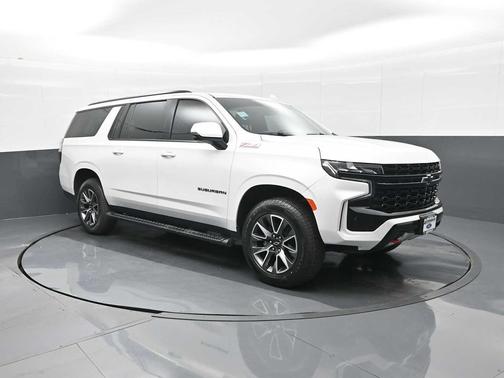 2023 Chevrolet Suburban 4WD Z71