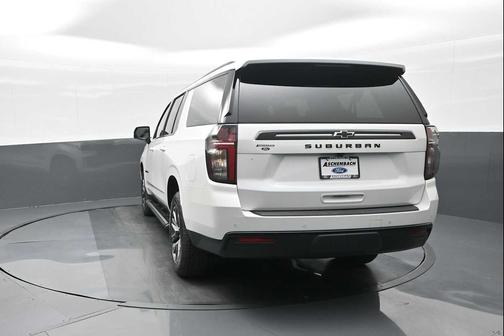 2023 Chevrolet Suburban 4WD Z71