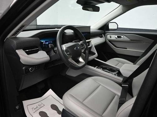 Agate Black Metallic 2025 Ford Explorer Active