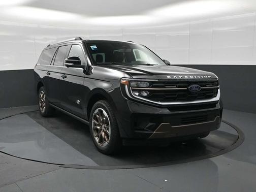 Agate Black Metallic 2026 Ford Expedition Max King Ranch