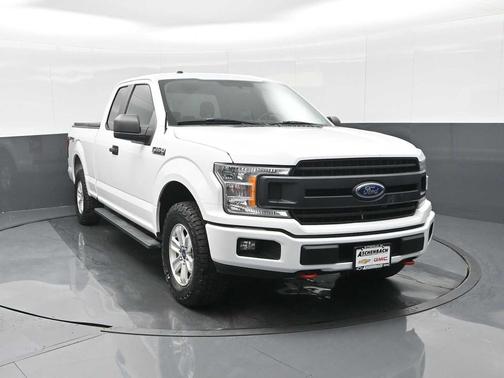 Oxford White 2018 Ford F-150 XL