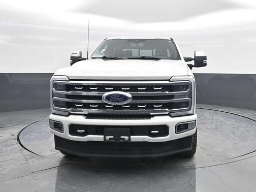 Star White Metallic Tri-Coat 2024 Ford F-250 Platinum