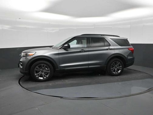 Carbonized Gray Metallic 2024 Ford Explorer XLT