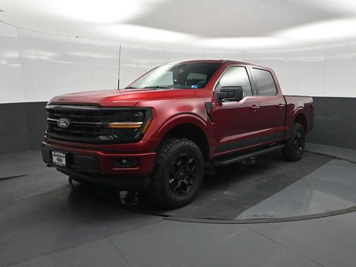 Ruby Red Metallic Tinted Clearcoat 2026 Ford F-150 XLT