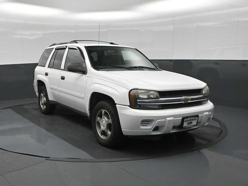 Summit White 2008 Chevrolet Trailblazer Fleet