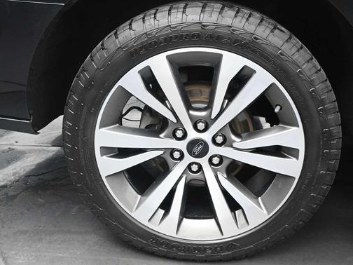 2020 Ford Expedition Max Platinum