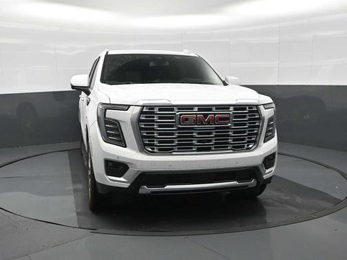 Summit White 2025 GMC Yukon XL Denali