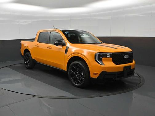 ORANGE FURY METALLIC 2026 Ford Maverick Lariat
