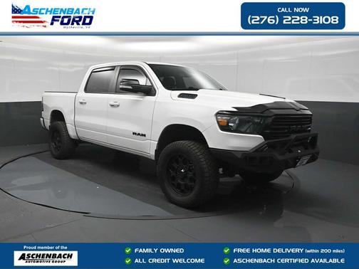 Bright White Clearcoat 2021 RAM 1500 Big Horn/Lone Star