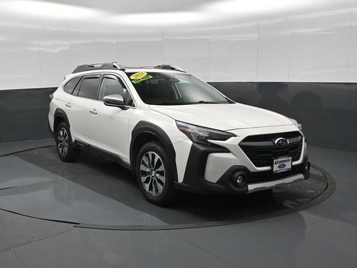 Crystal White Pearl 2023 Subaru Outback Touring XT