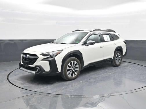 Crystal White Pearl 2023 Subaru Outback Touring XT