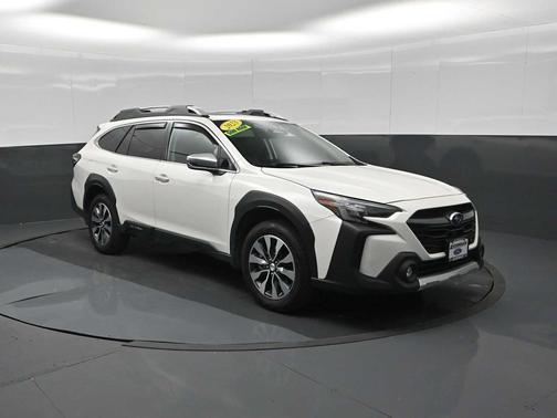 Crystal White Pearl 2023 Subaru Outback Touring XT