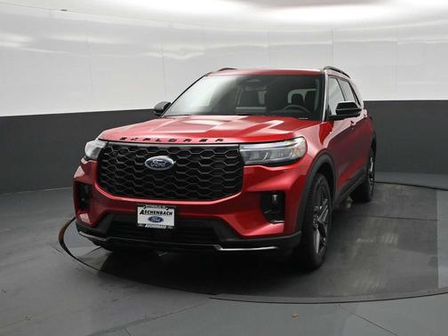 Rapid Red Metallic Tinted Clearcoat 2026 Ford Explorer ST-Line