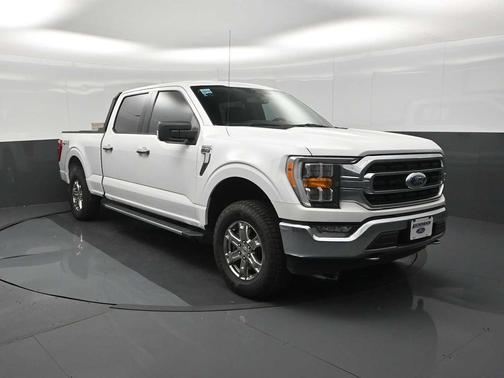 Oxford White 2021 Ford F-150 XLT