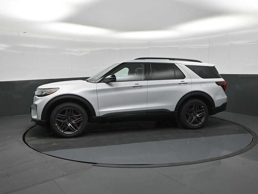Space White Metallic 2026 Ford Explorer ST-Line