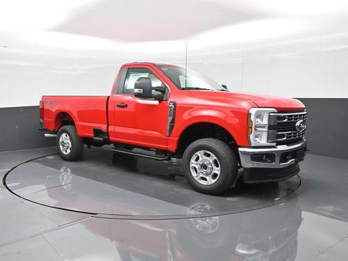 2025 Ford F-350 XLT