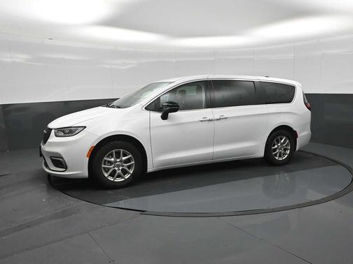 Bright White Clearcoat 2024 Chrysler Pacifica Touring L