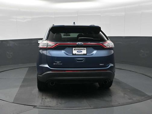 2018 Ford Edge SE