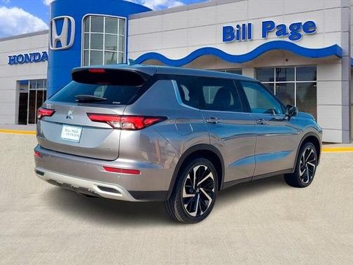 2022 Mitsubishi Outlander SE Launch Edition