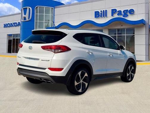 2016 Hyundai TUCSON Sport