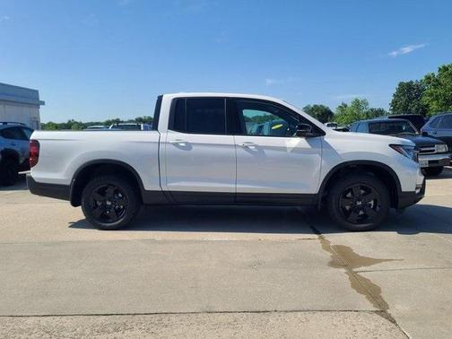 2025 Honda Ridgeline Black Edition