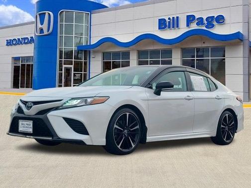 2019 Toyota Camry XSE