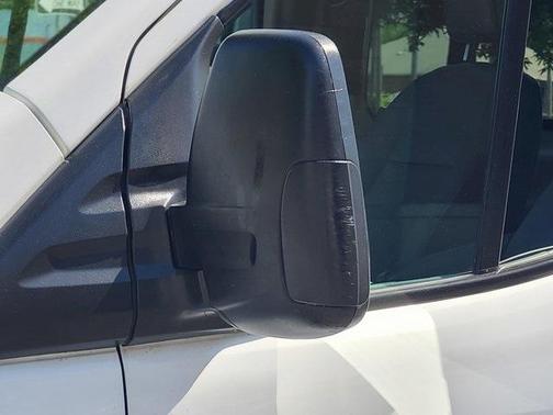 2018 Ford Transit-250 130 WB Medium Roof Cargo