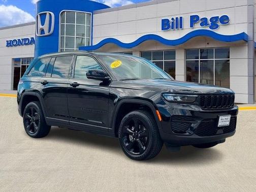 2024 Jeep Grand Cherokee Laredo
