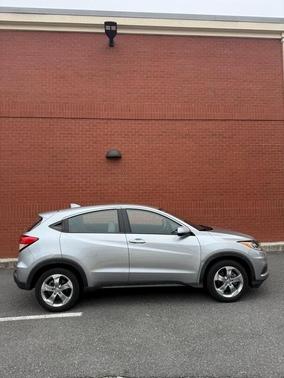 2021 Honda HR-V LX