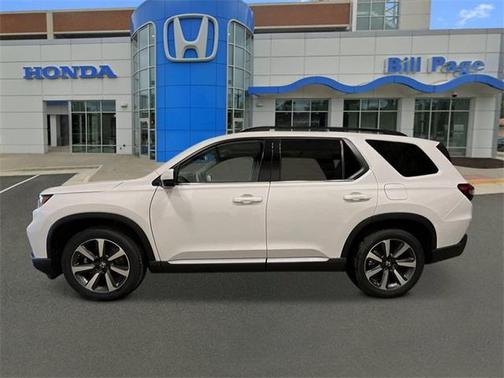 2025 Honda Pilot Touring