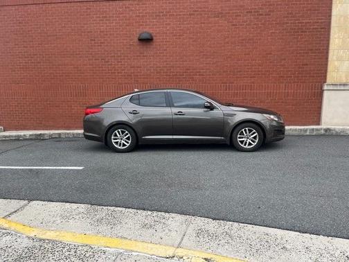 2011 Kia Optima LX